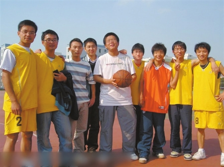 县高考状元因被嫌丑杀同学 曾写日记同情马加爵