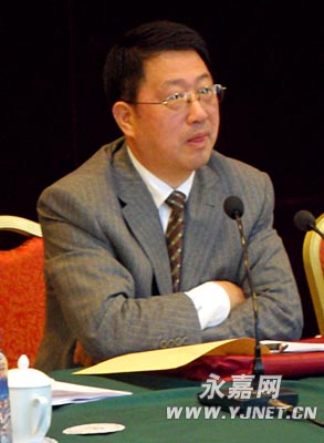 ����Ͷ�� ���Ʒ�չ