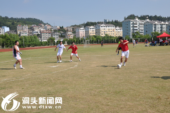 县第四届运动会男子五人制足球比赛今日开赛