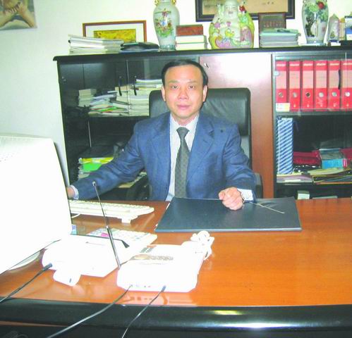 谢炳钞:在罗马开中国超市 -谢炳钞