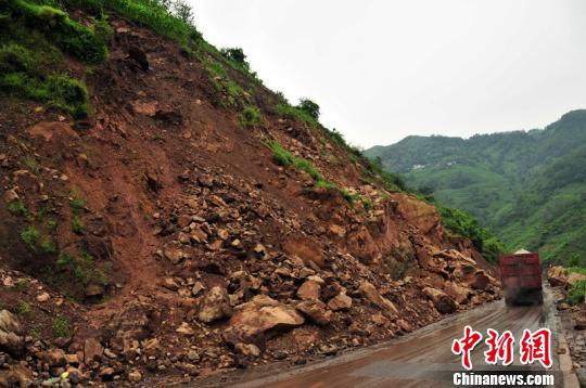 ���������������ʯ���ֺ���ʧ����ǧ��