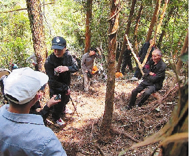 �����ڷ���ʬ�ǵ��ֳ�����