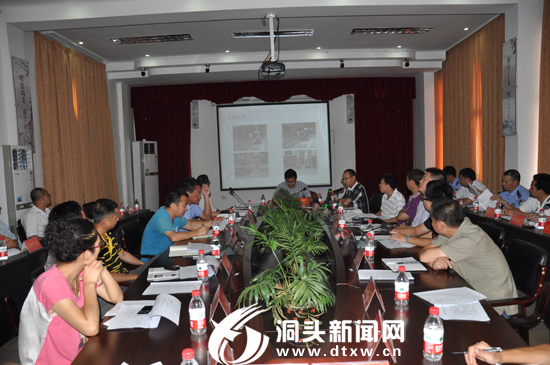 我县召开城乡环境卫生大整治任务交办会