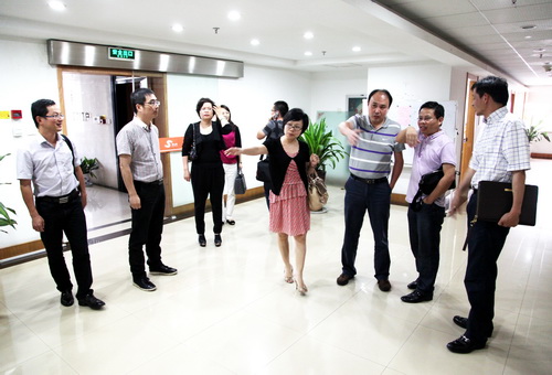 ����������ί�������쵼����ɽ��ʵ�ؿ���