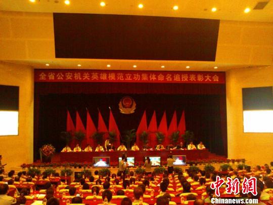 ���ݹ���ϵͳ��������ʿ�����Ӣ��ģ���ƺ�