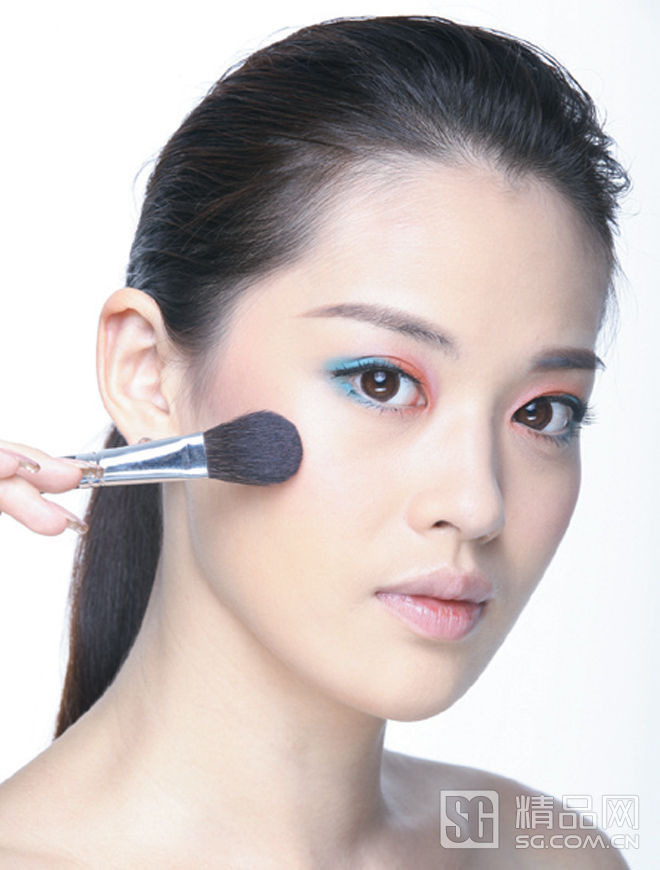 夏季色彩 迷幻秋冬妆容