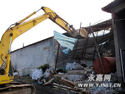 ���ǽֵ���Υ10000ƽ����