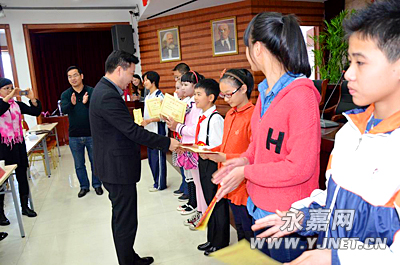 由江北街道主办,瓯北学区协办的"环境卫生杯"中小学生演讲比赛,征文