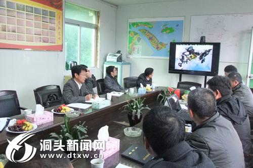 姜长才前往霓屿街道专题调研政策处理工作