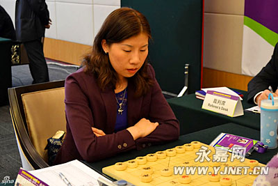 国际大师蒋川和"温州媳妇"中国象棋国际棋联大师贾丹来到上塘城西小学