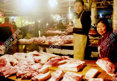 节前猪肉需求增加 毛猪批发价每公斤18元