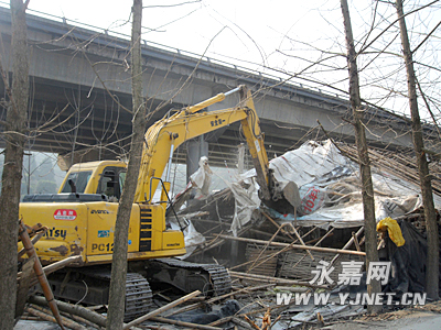 ���ء��ı������������Ƹ߳�