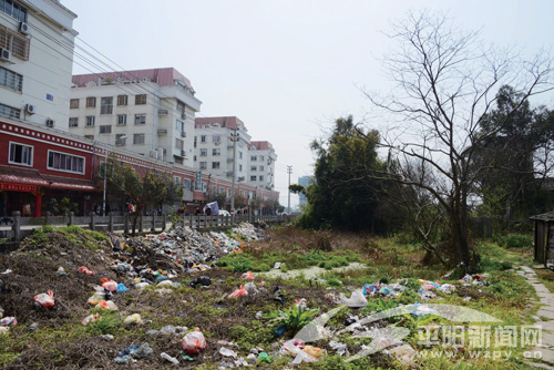 曝光脏乱差,推进环境文明建设