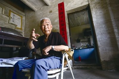 ���������±䡱��һǻ��Ѫ�������˾�������ǹ�����ɱ������