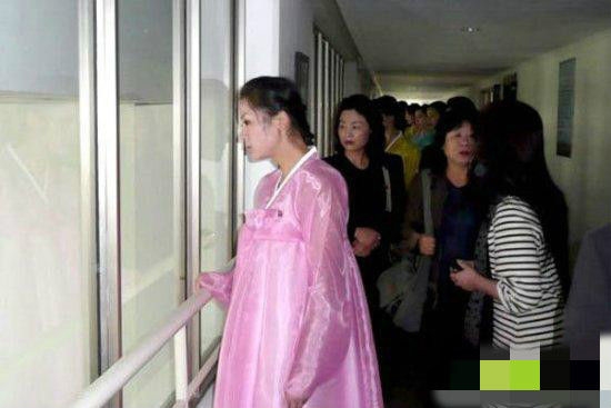 中国 朝鲜/图中的女人，全部是因饥饿而非法越境逃到中国的朝鲜女人。
