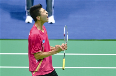 怎么选择羽毛球教练 10853925_401173.jpg