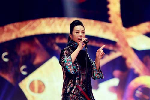 黄绮珊再飙高音 唱给有故事的人听