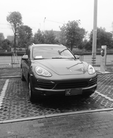 ���ݱ�ʱ�ݳ����߶������Ͽ�� ���쭵�200����