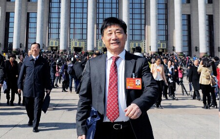 尤小平"新温州模式"的杰出代表
