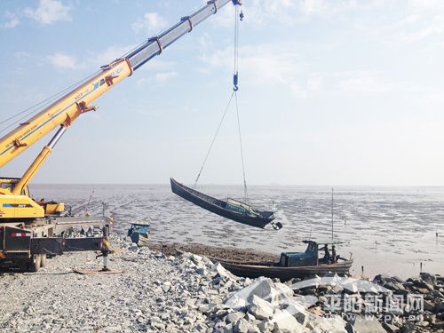 渔加鲜海鲜城_香港鲤鱼门海鲜城_海鲜城开业宣传页(2)