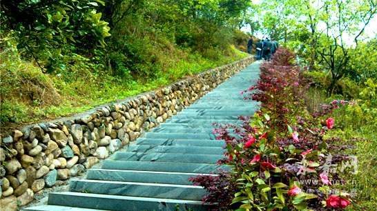碧莲山坑屿山文化公园建成