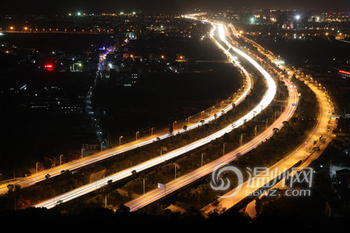 瓯海大道从瑶溪街道穿镇而过。江国荣摄影(点击查看更多瑶溪高清图)