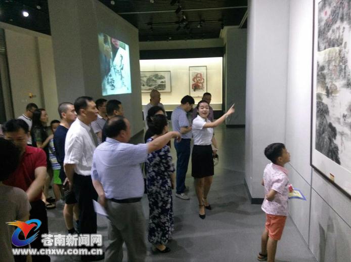 犹有故园情——龙港籍画家尤有中书画作品展18日开幕