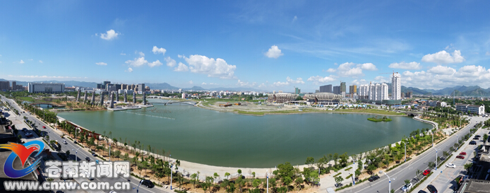 热烈庆祝县城新区中心湖公园国庆节期间开园