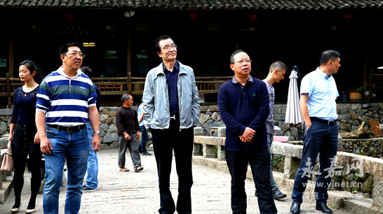 《温州三家人》编剧来楠溪江筛选取景