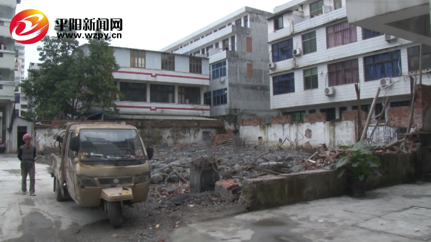鳌江工贸小区遗留的建筑垃圾已清理