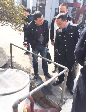 市环保局党组书记,局长丁良才带队开展平安督查